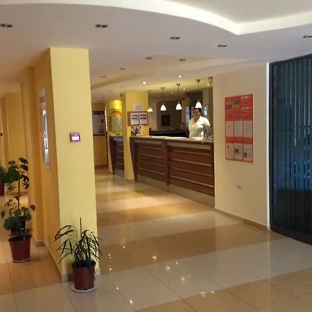 Hotel Perunika 3*