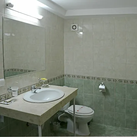 Perunika Hotel 3*
