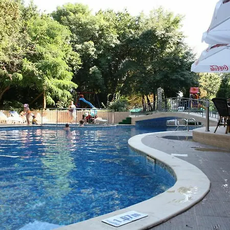 Perunika Golden Sands