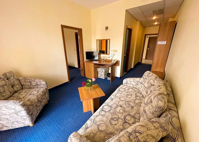 Ξενοδοχείο Perunika 3*