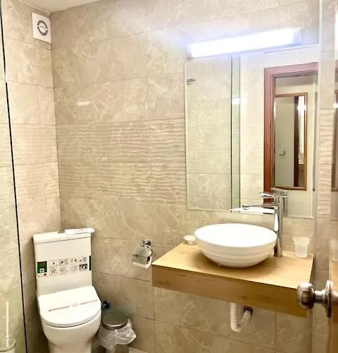 Ξενοδοχείο Perunika 3*