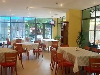 Perunika 3* Aranyhomok