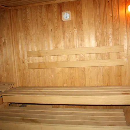 Otel Perunika 3*